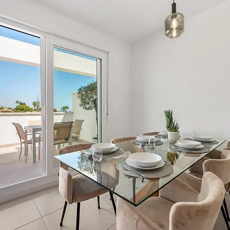 Apartament Bright With Private Terrace By Caseo *