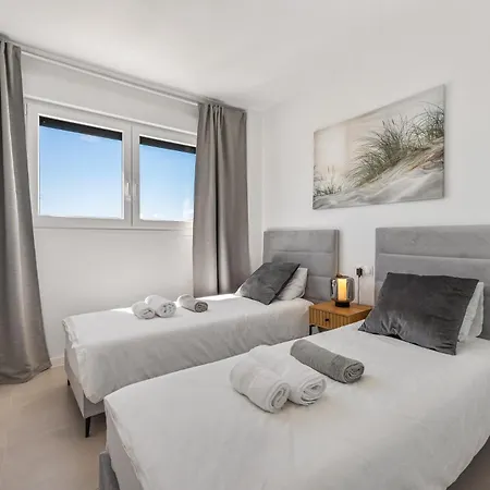 Apartament Bright With Private Terrace By Caseo Estepona